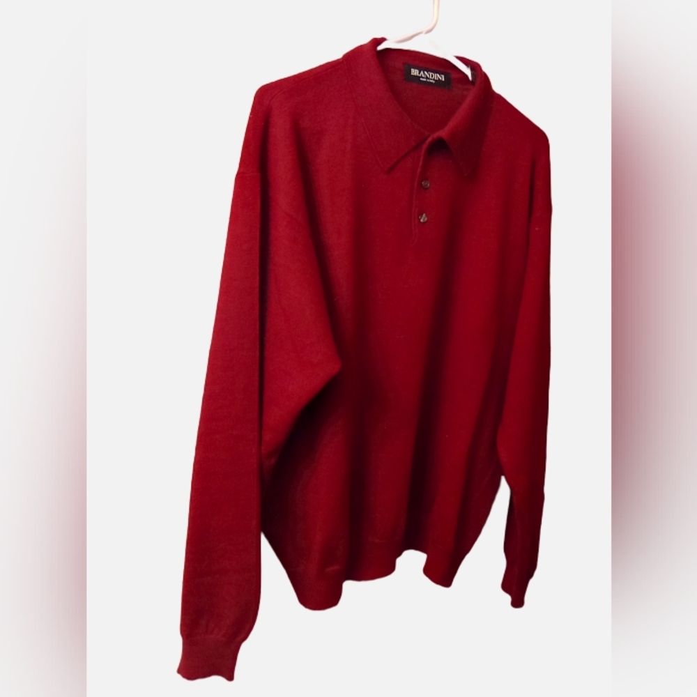 Branding mens  XL sweater. Cranberry colored.
